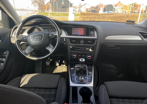 Audi A4 cena 39900 przebieg: 287000, rok produkcji 2012 z Leszno małe 79